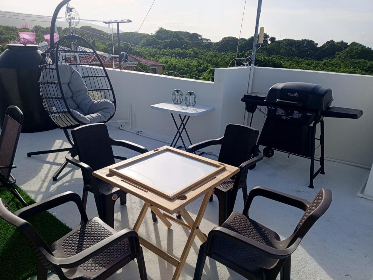 Casita Linda Larimar - 2Br Apartment With Rooftop, Bay Views, Fast Wifi, Near Beach In Barahona Экстерьер фото